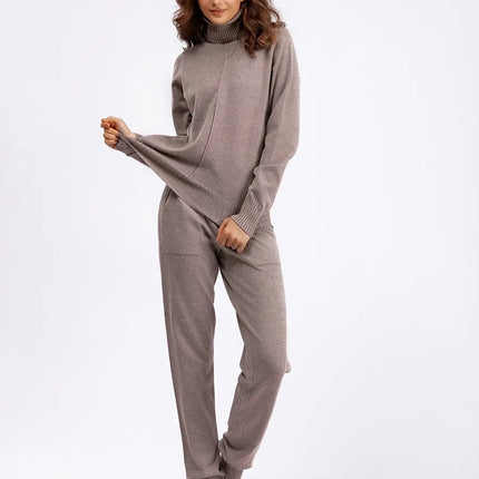 Women’s Knit Two-Piece Set