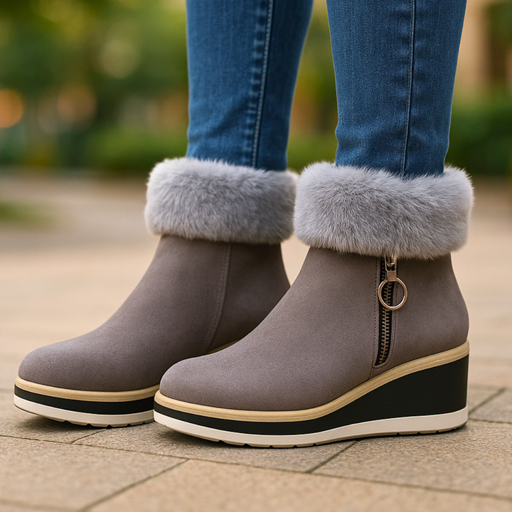 Women's Fur-Lined Winter Boots – Warm & Cosy