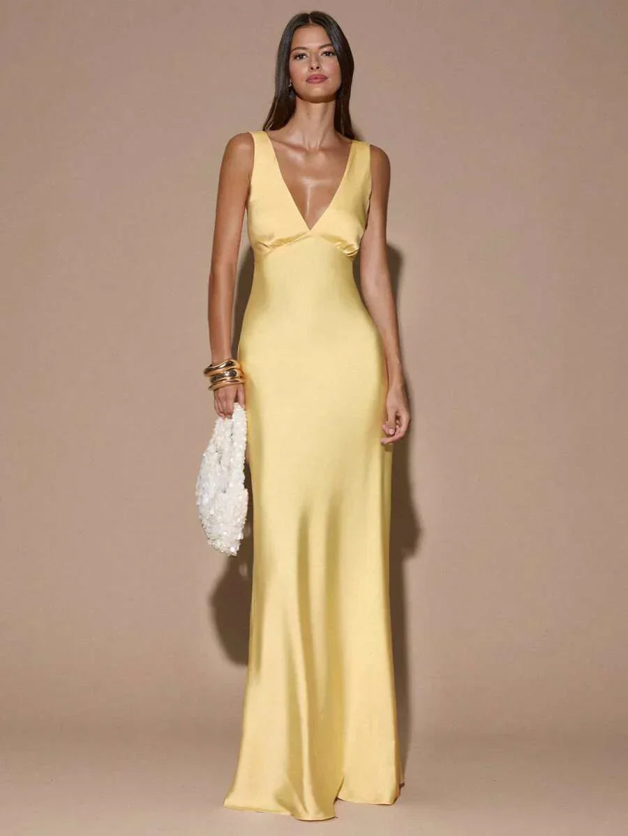 Isadoral | V-Neck Backless Maxi Evening Dress