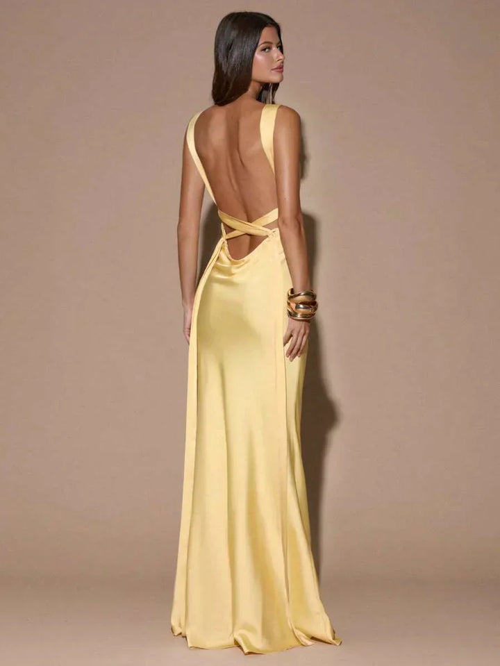 Isadoral | V-Neck Backless Maxi Evening Dress