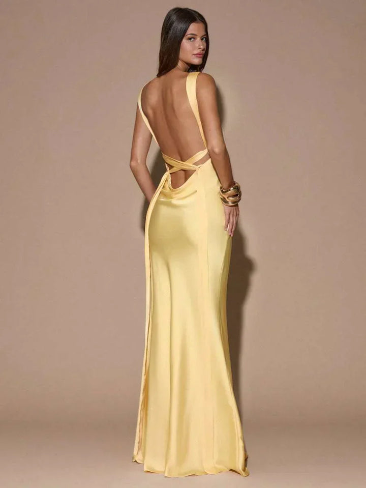 Isadoral | V-Neck Backless Maxi Evening Dress