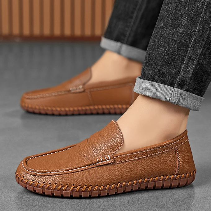 Men's Full-Grain Leather Slip-On Loafers