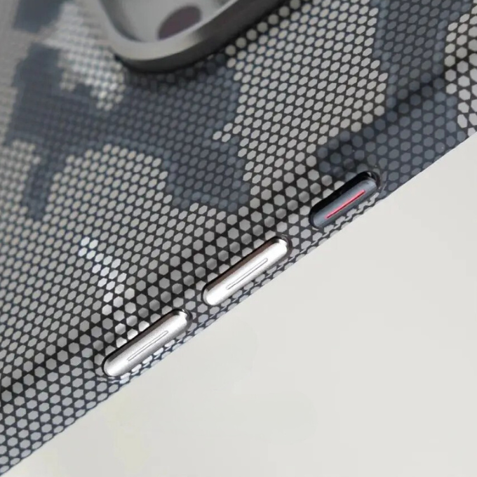 Carbon Fiber iPhone Case | Slim Drop Protection