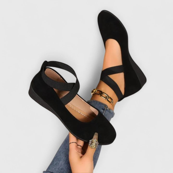 Jynna Leather Orthopedic Shoes Luxe