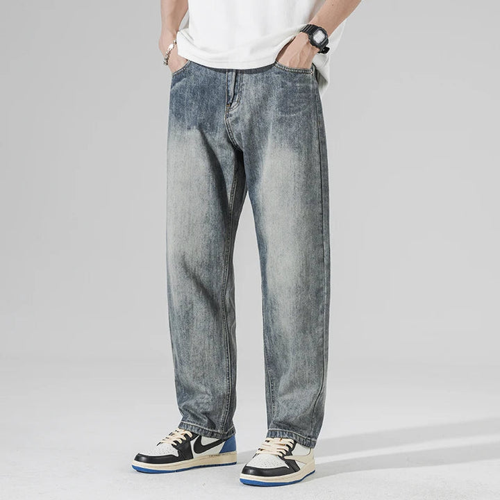 Men's Classic Fit Denim Jeans for Everyday Style
