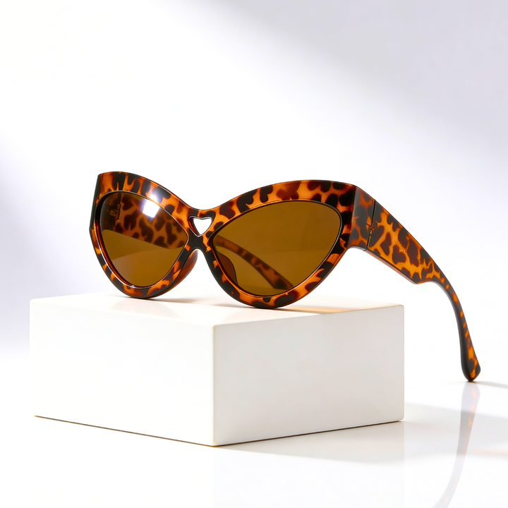 Women's UV400 Cat-Eye Sunglasses – Heart Detail