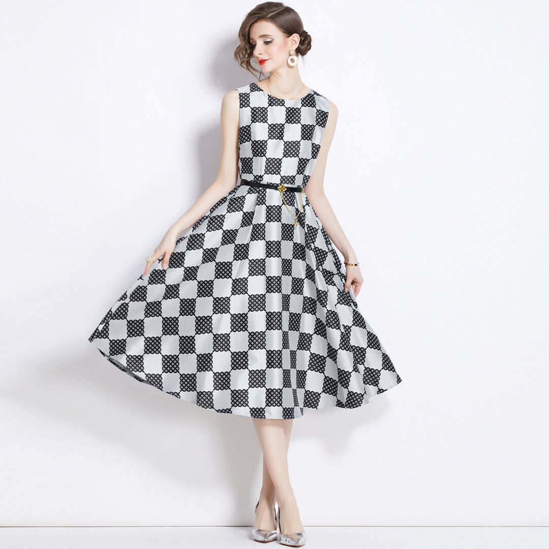 Women's Plaid Sleeveless Shift Dress – Mid-Waist Casual Mini Dress – HighTouch