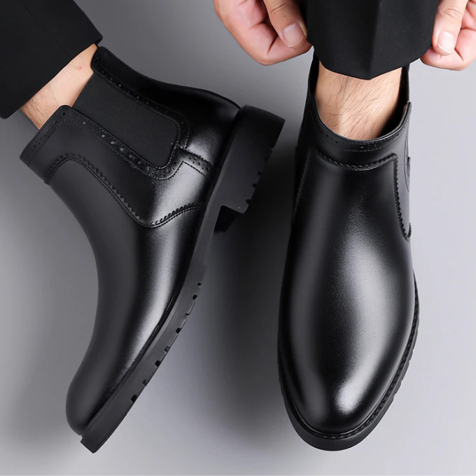 Men’s Leather Chelsea Boots – Smart Comfort