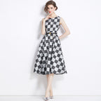 Women's Plaid Sleeveless Shift Dress – Mid-Waist Casual Mini Dress-HighTouch