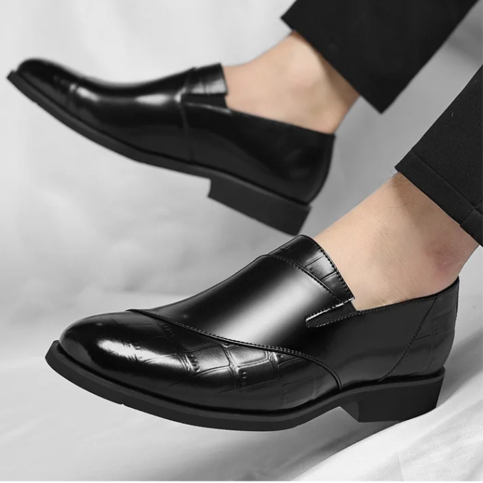 Men’s Leather Loafers – Glossy Slip-On Style