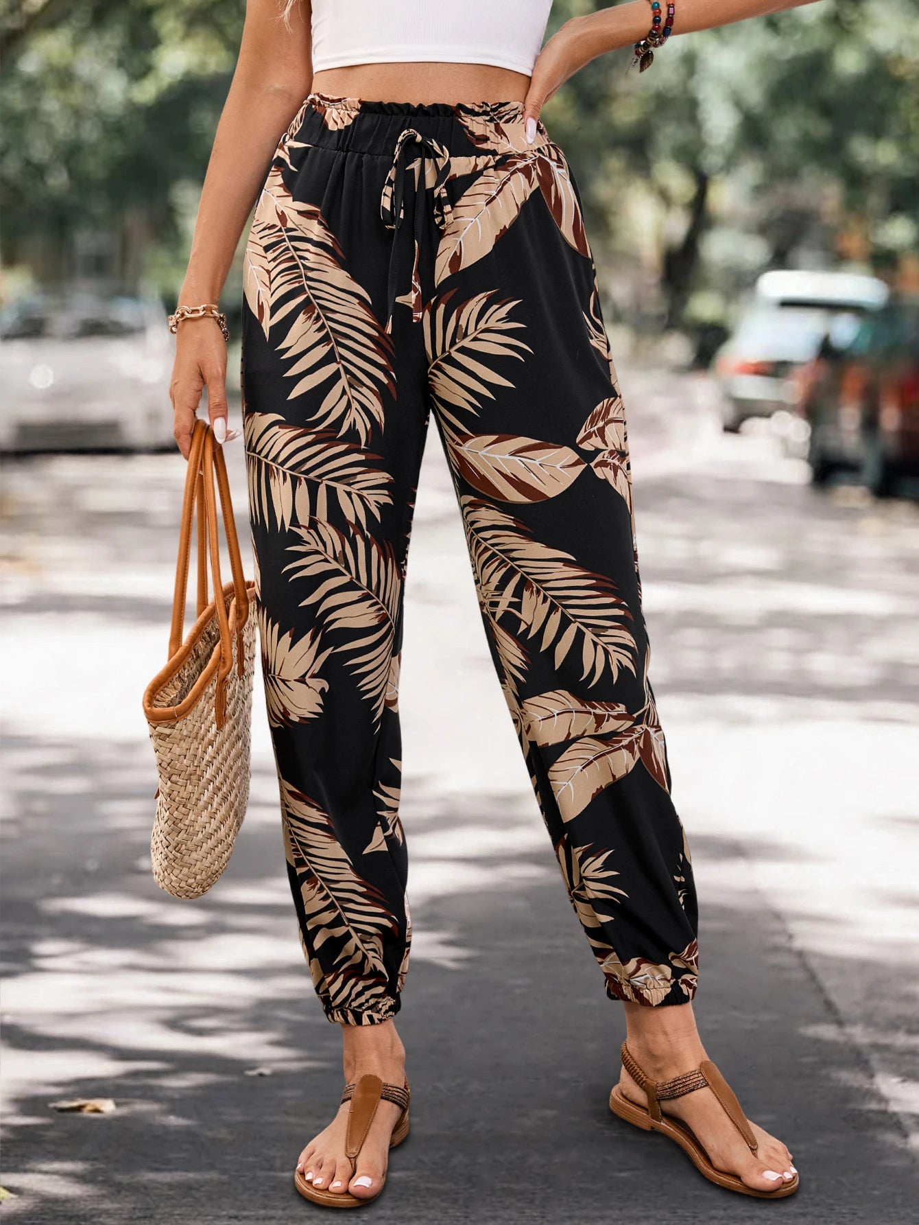 Women’s Summer Pocket Joggers – Lightweight Loose Fit Plant‑Print Cargo Pants