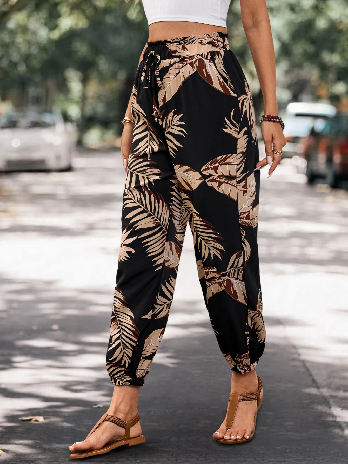 Women’s Summer Pocket Joggers – Lightweight Loose Fit Plant‑Print Cargo Pants