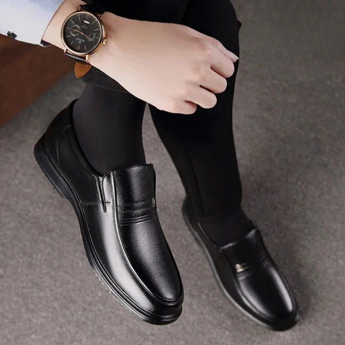 Men’s Leather Loafers – Semi-Gloss Slip-On Style