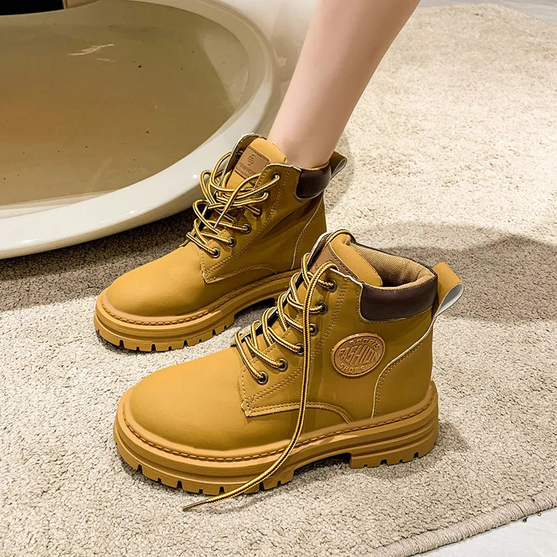 New Style Internet Popular Front Lace-up British Boots Women's Tricolor Short Thick Heel Ankle Low