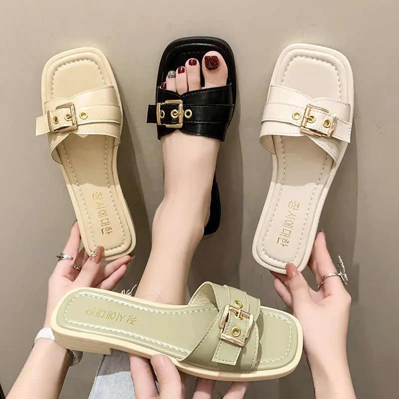 Stylish Outdoor PU Slippers with Gold Buckle – All-Season Comfort | Model 221