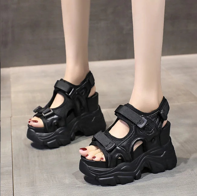 LY789 Lightweight Outdoor Sandals – Waterproof & Anti-Slip for Spring, Summer & Autumn