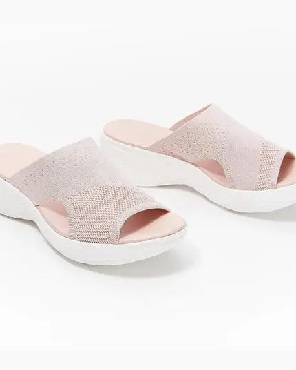 2025 New Cross-Border Plus Size Ladies Slippers Flat Bottom Summer Beach Sandals Height Increasing Open Toe Design in Stock