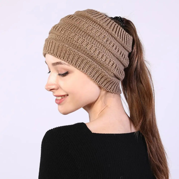 Women’s Ponytail Knitted Beanie-HighTouch