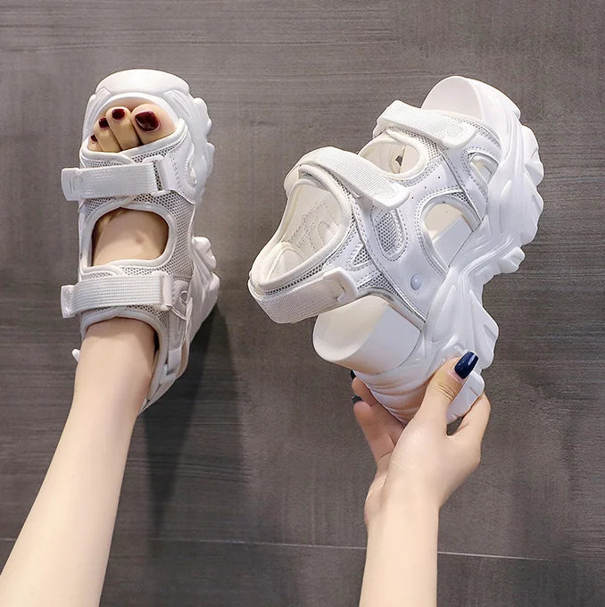 Lightweight Outdoor Sandals – Waterproof & Anti-Slip for Spring, Summer & Autumn