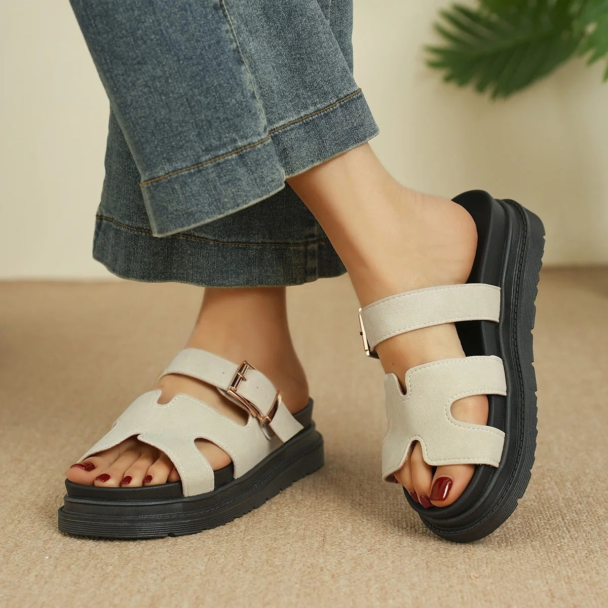 Women’s Trendy Velcro Belt‑Buckle Beach Sandals – Thick Sole Sport Slides