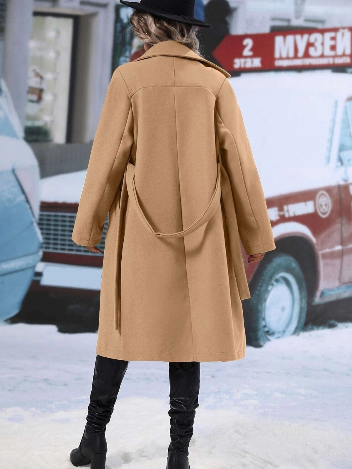 Elegant Helsinki Double-Breasted Coat – Women’s Tailored Outerwear