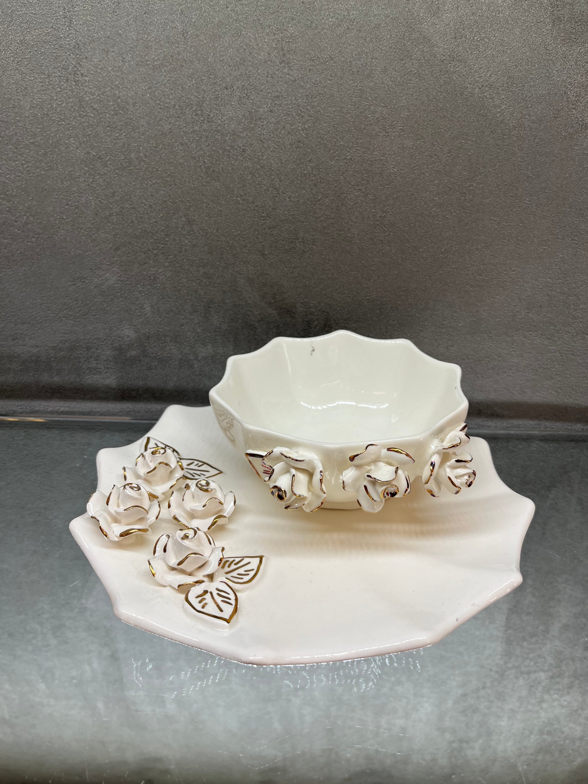 White Ceramic Flower Plate+Bowl - HighTouch 