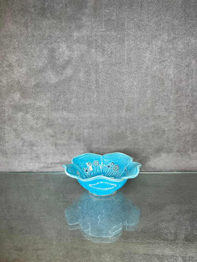 Glazed Ceramic Craved Flower Bowl - HighTouch 