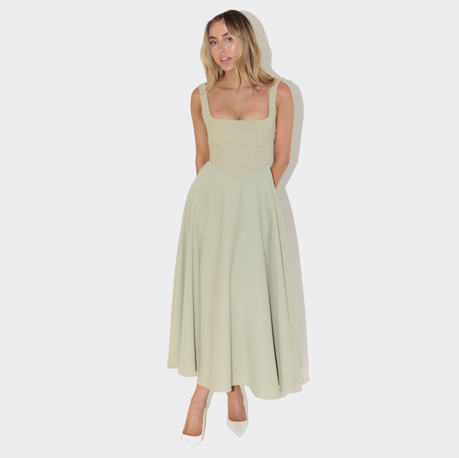 Summer Dress Square-Neck Halter Maxi Dress – Chic Cinched Waist & Backless-HighTouch