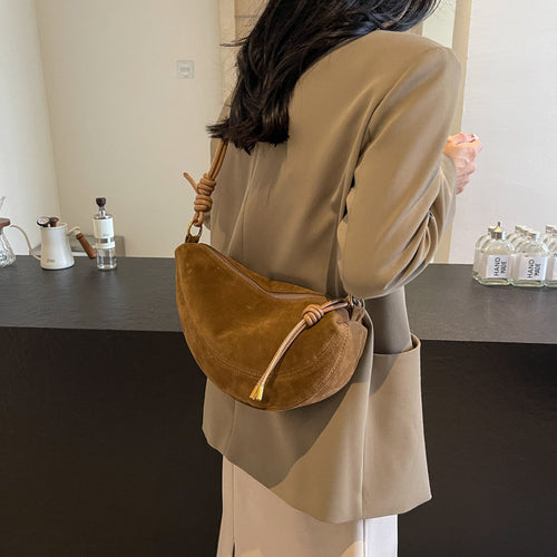 Cross-border high-end quality handbag, women's large-capacity 2024 new autumn and winter niche design, retro crossbody bag, dumpling bag-HighTouch