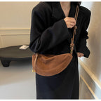 Cross-border high-end quality handbag, women's large-capacity 2024 new autumn and winter niche design, retro crossbody bag, dumpling bag-HighTouch