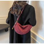 Cross-border high-end quality handbag, women's large-capacity 2024 new autumn and winter niche design, retro crossbody bag, dumpling bag-HighTouch