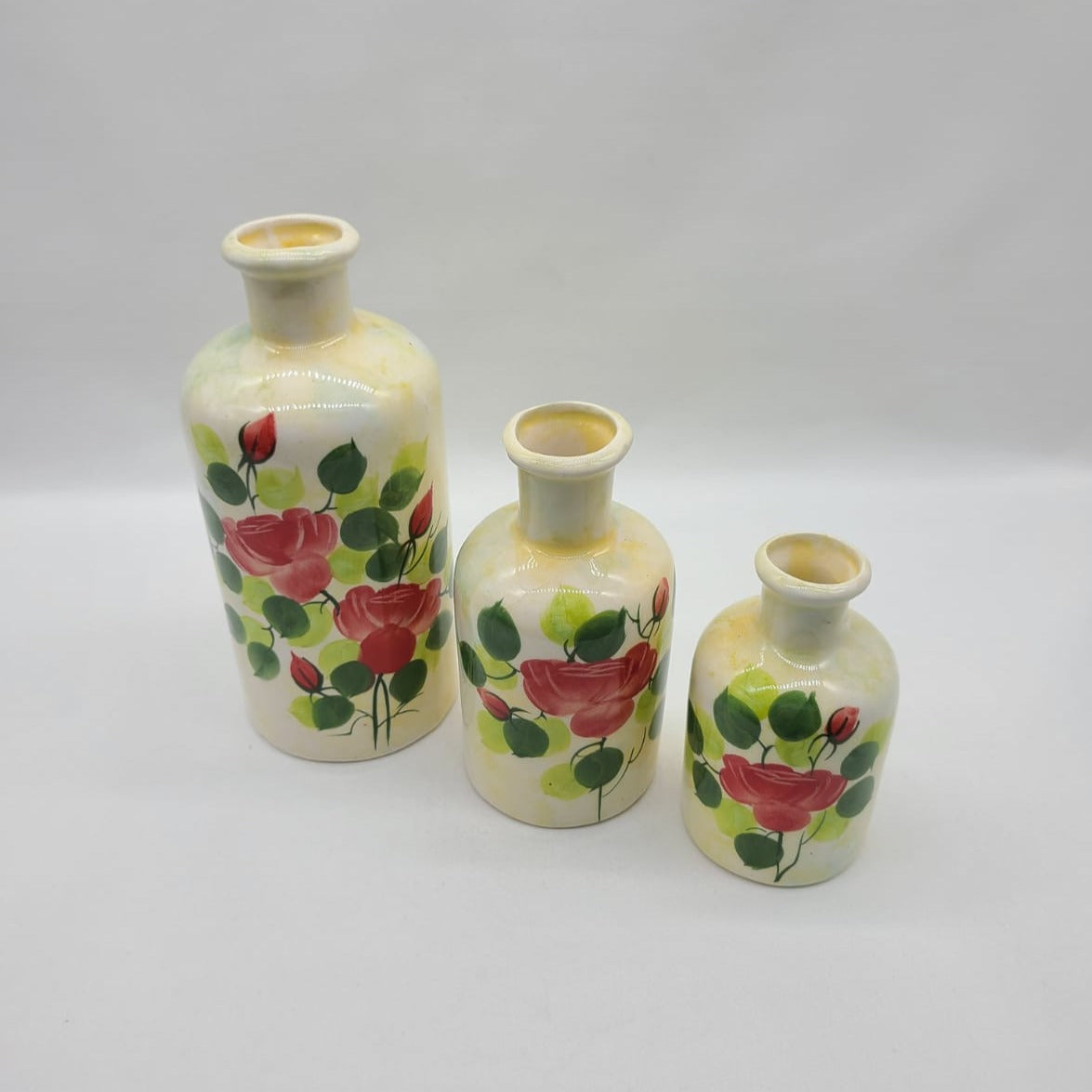 Red Flower Veramic Vase - HighTouch 
