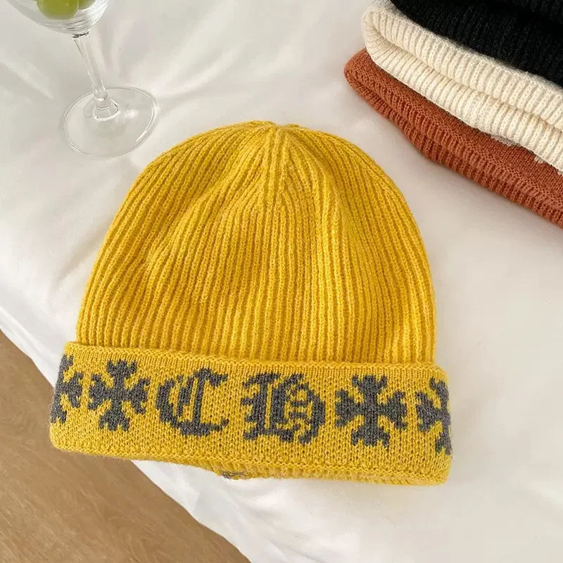 Alien Print Beanie – Soft & Warm Knit Hat for Men & Women
