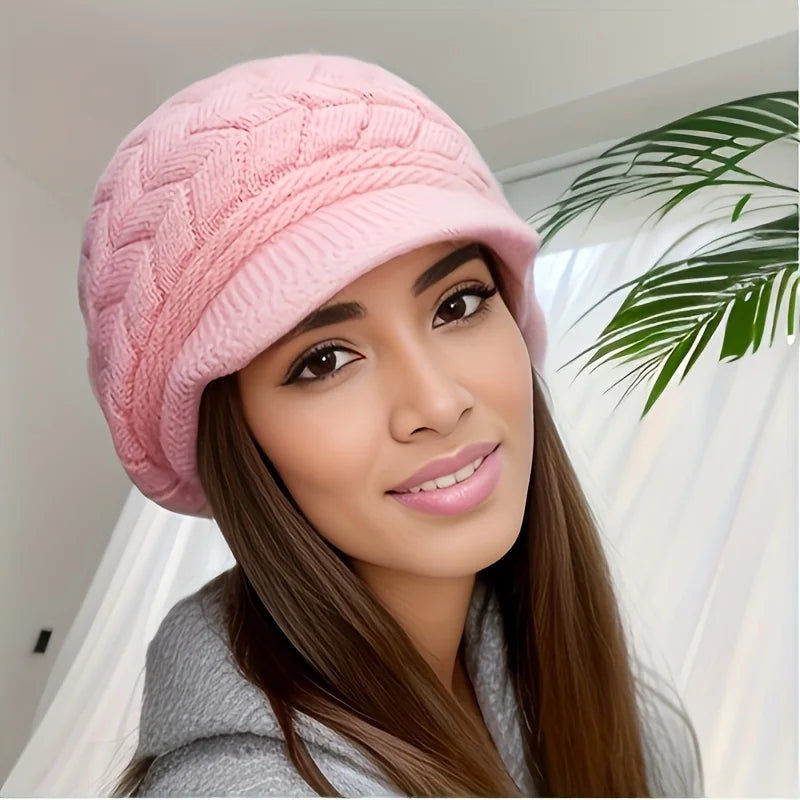 Women’s Retro Knit Winter Hat with Visor