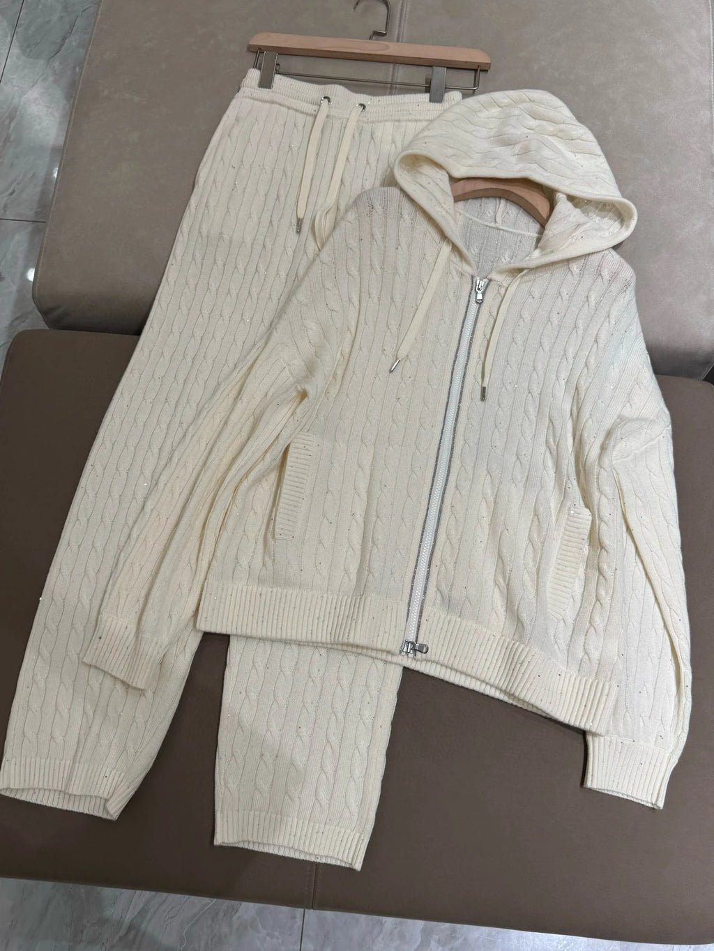 100% Wol Gebreide Set met Kap