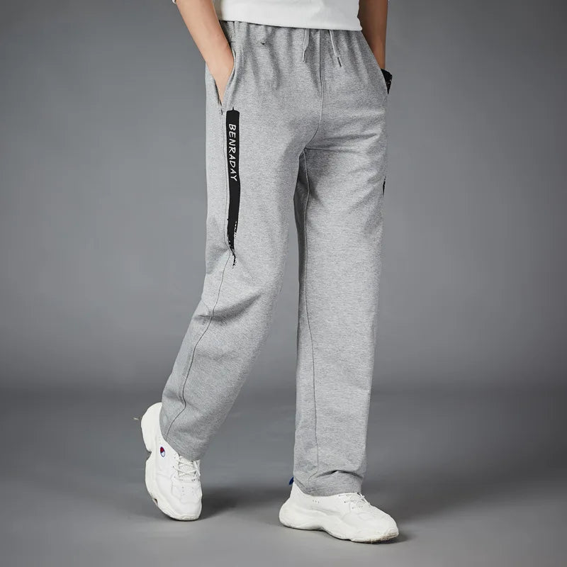 Loose Fit Men’s Straight-Leg Stripe Running Sweatpants