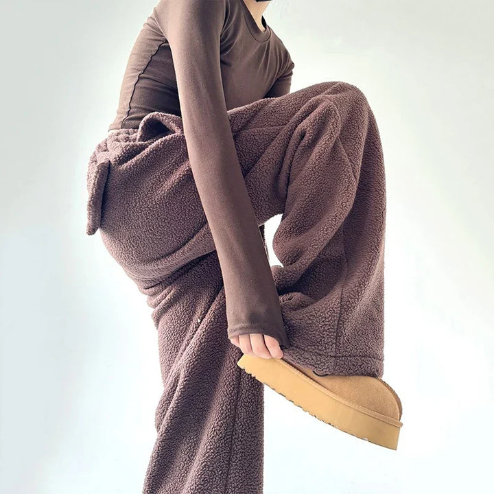 Women’s Fleece Pants with Relaxed Fit for Everyday Wear