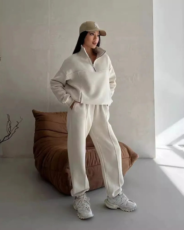Women’s Fleece Tracksuit Set – Soft Hoodie & Jogger Pants for Cozy Style