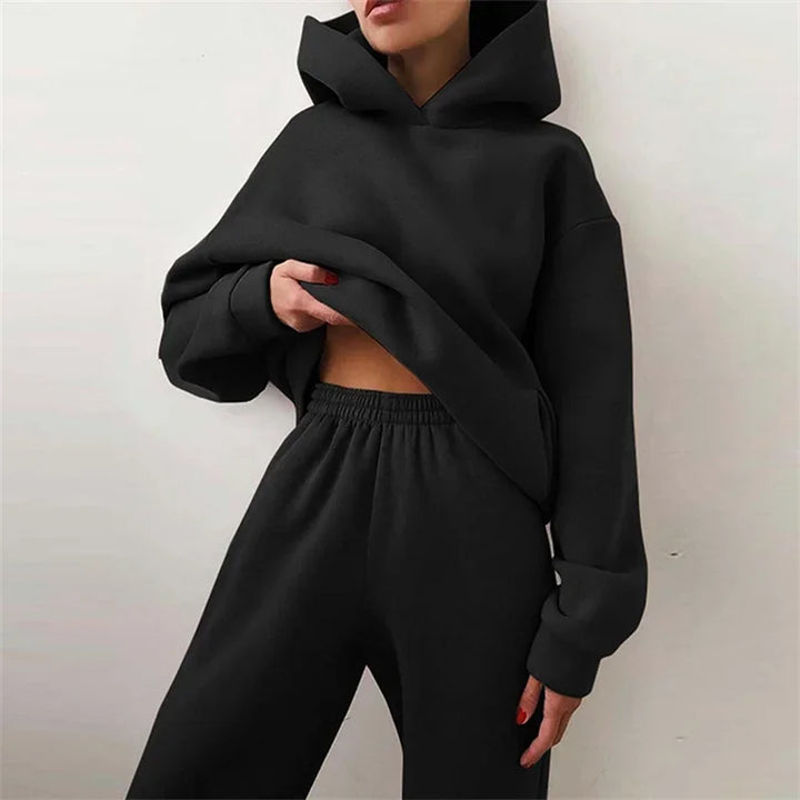 Women’s Soft Two-Piece Lounge Set with Relaxed Fit