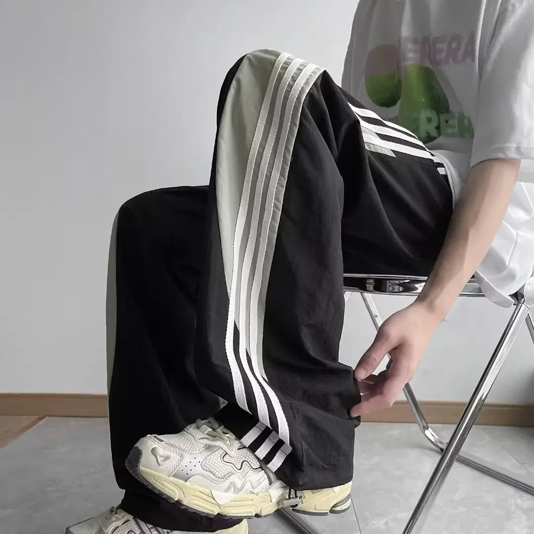 Quick-Dry Color-Block Straight Pants – Men’s 3-Stripe Loose-Fit Summer Trousers