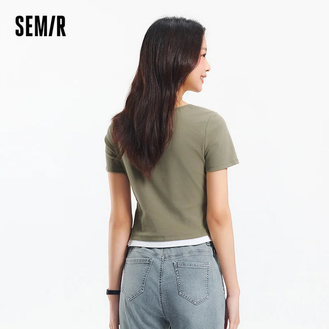 Sleek Fake Two‑Piece Cropped Tee – Slimming U‑Neck for Chic