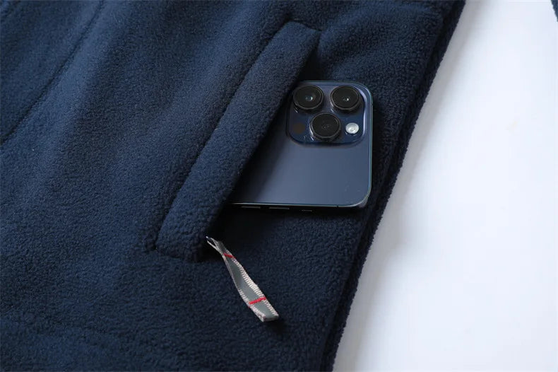 Giacca con cappuccio in lana spessa da uomo