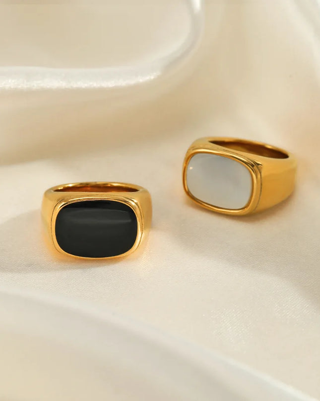 Vintage Shell Statement Ring