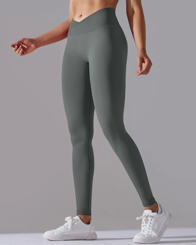 Women’s Seamless High-Waisted Cross-Over Scrunch-Butt Leggings – Lift & Shape