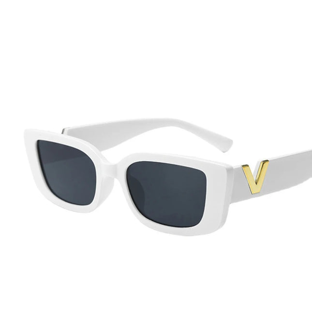 Retro Small‑Frame Cat‑Eye Sunglasses