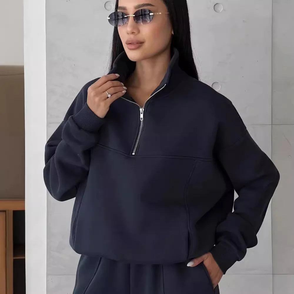 Women’s Fleece Tracksuit Set – Soft Hoodie & Jogger Pants for Cozy Style