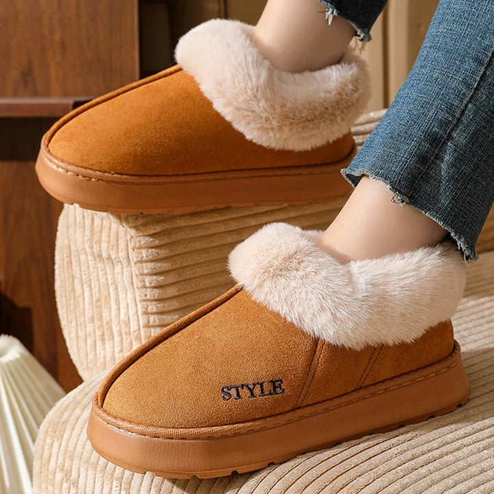 Anti-slip Thick Plush Snow Boots Women Faux Suede Platform Fur Winter Boots Woman Slip On Warm Cotton Padded Shoes
