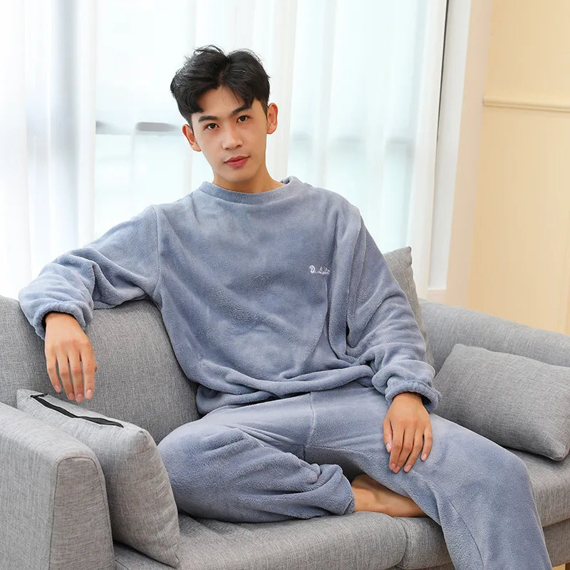 Thick Coral Velvet 2-Piece Pajama Set Men-HighTouch