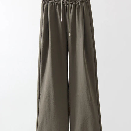 Stay Fresh & Stylish – High-Waist White Wide-Leg Sweatpants