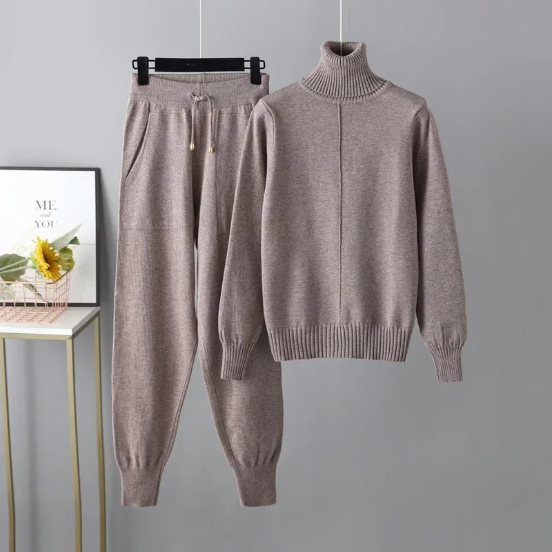 Women’s Knit Two-Piece Set